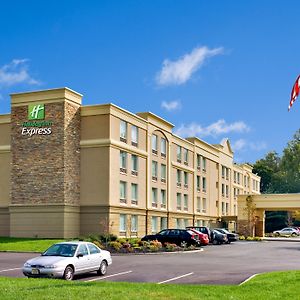 Holiday Inn Express & Suites West Long Branch - Eatontown By Ihg